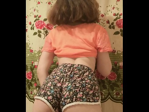 ❤️ Sexy jonk Babe deet hir Shorts op der Kamera of Super Sex op Porno lb.downloadassertion.top