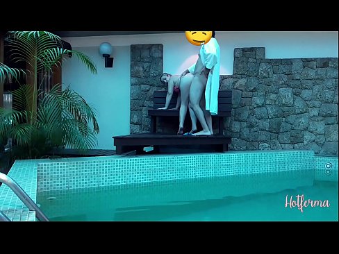❤️ Boss invitéiert Déngschtmeedchen an de Pool, mee konnt net engem waarm widderstoen Super Sex op Porno lb.downloadassertion.top